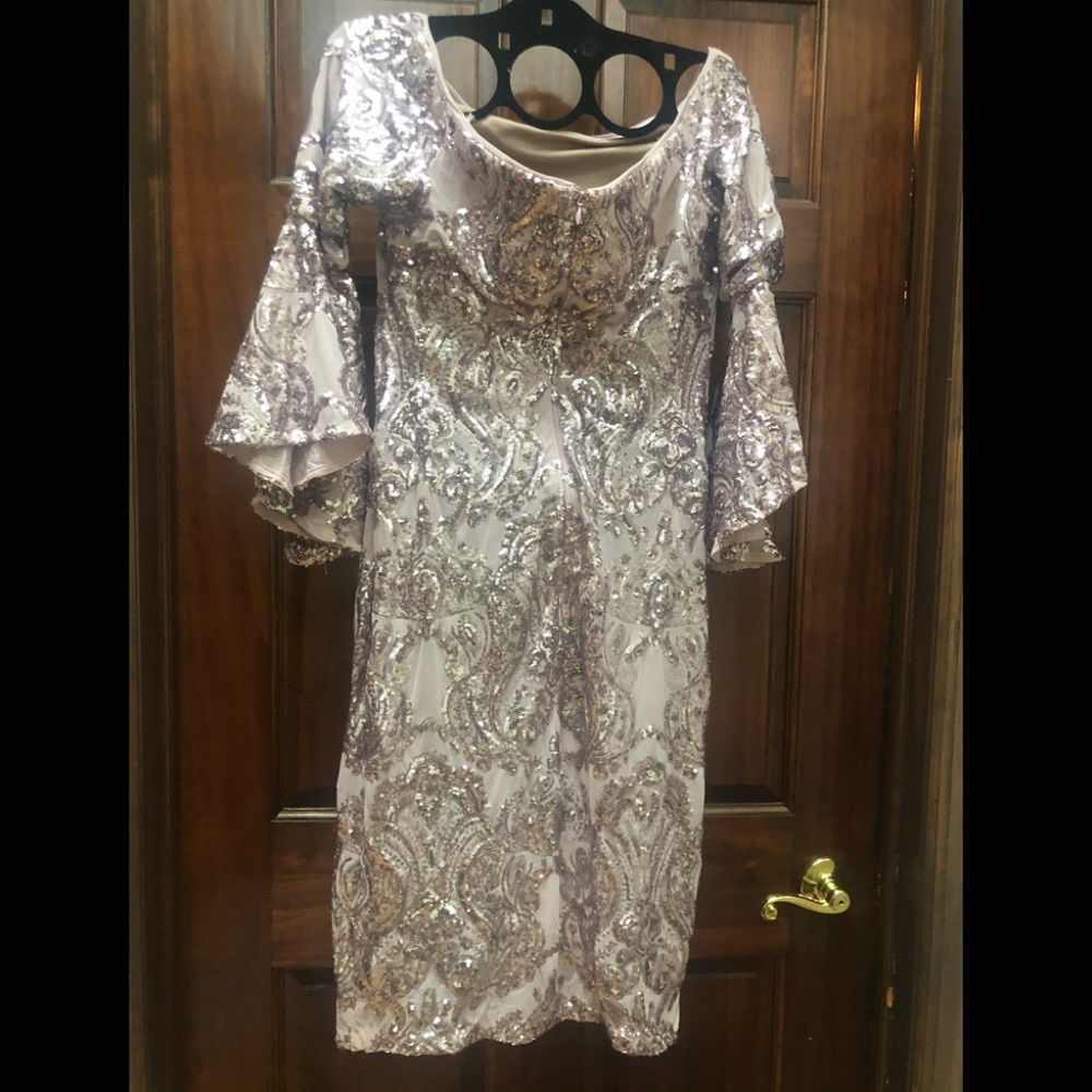 Dress- color light rose